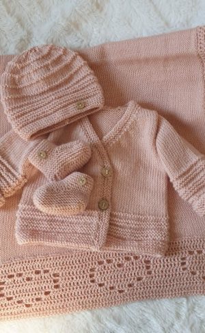 Cadeau naissance personnalisé layette prénom bébé uni