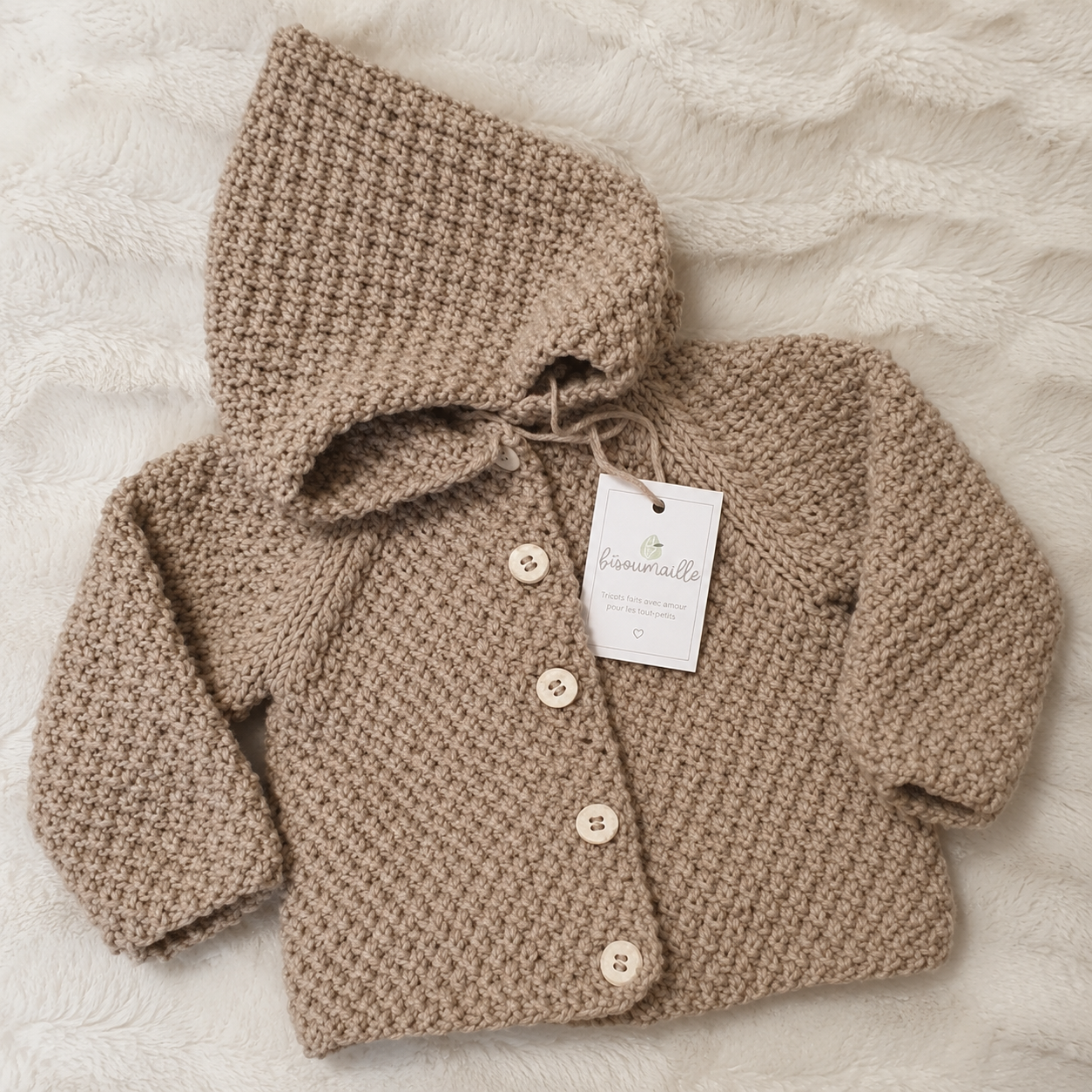 Veste capuche tricoté beige foncé